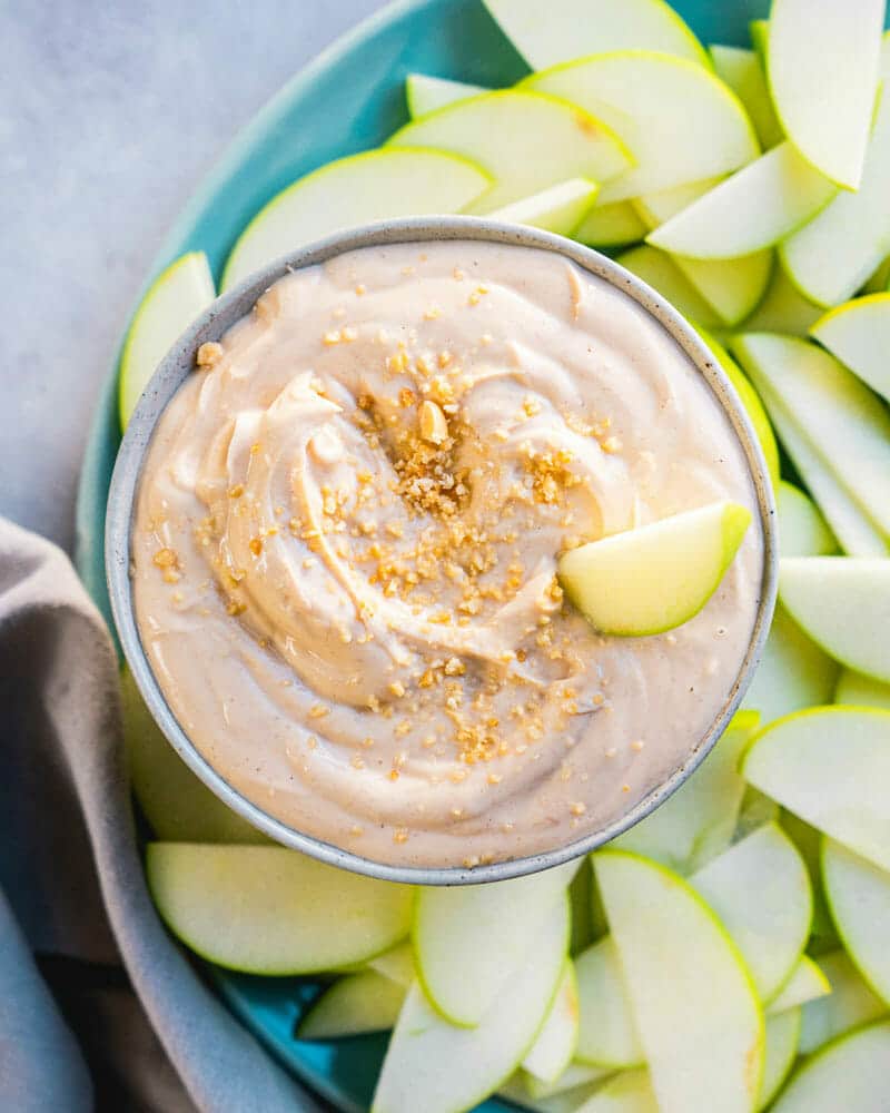 Minute Peanut Butter Dip: Your Go-To Creamy Sweet Snack